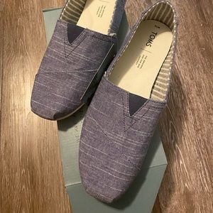 Men’s TOMS Sz. 12 - Brand New. !
